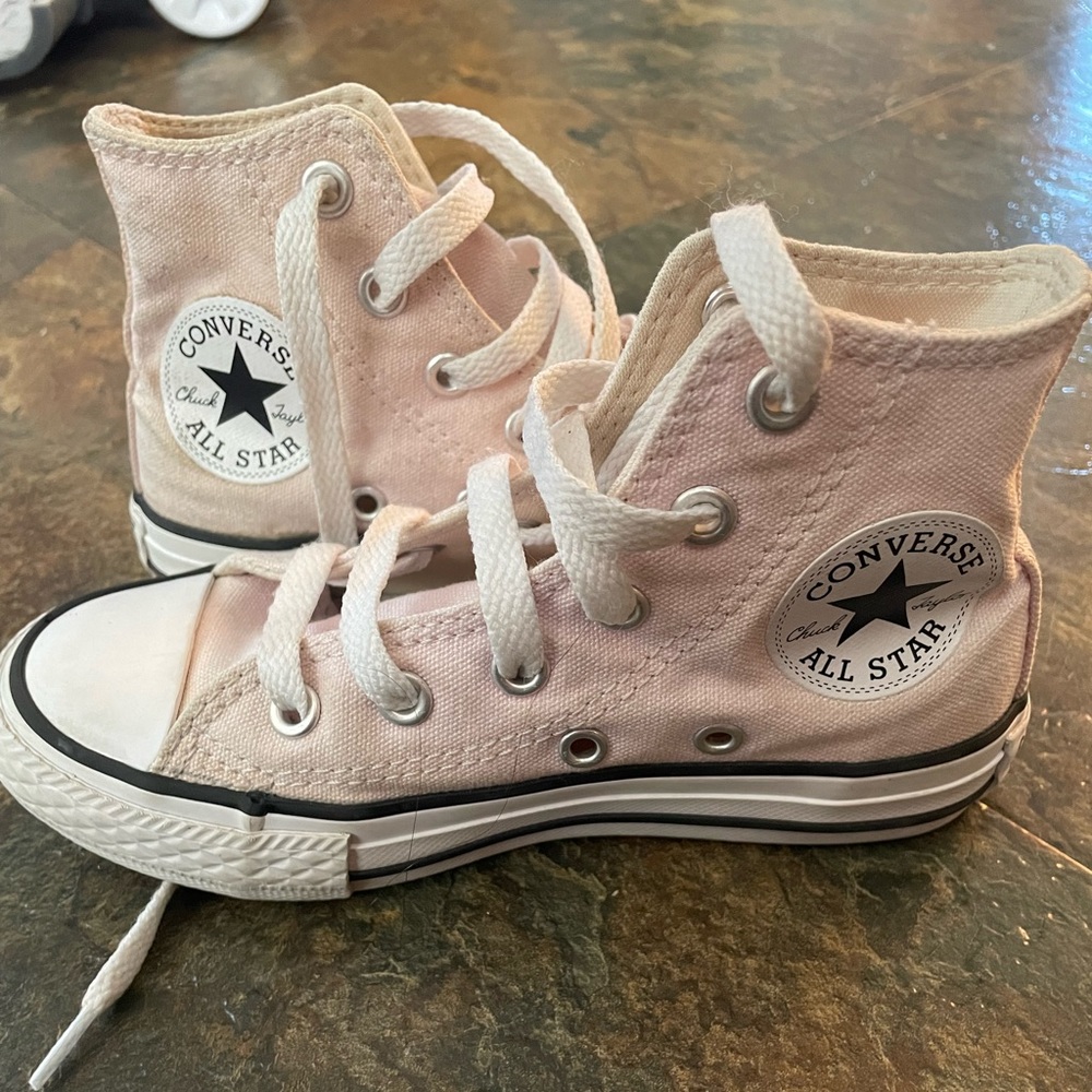 Nude pink toddler Hightop converse shoes